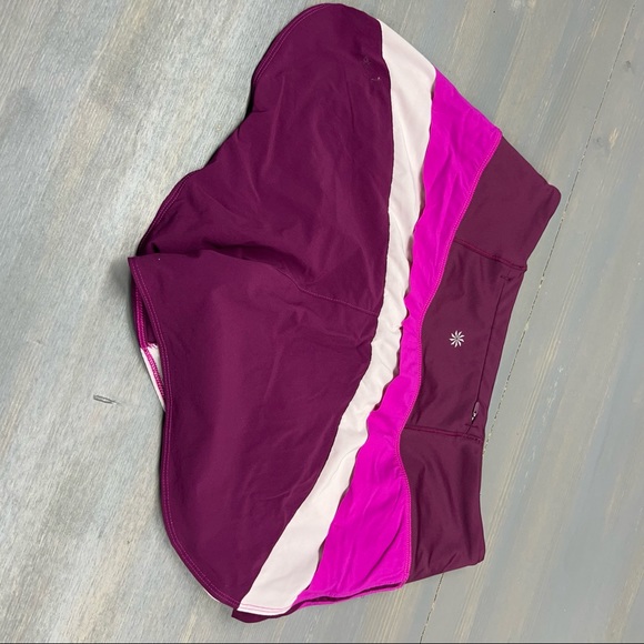 Athleta Color Block Short - Picture 3 of 4